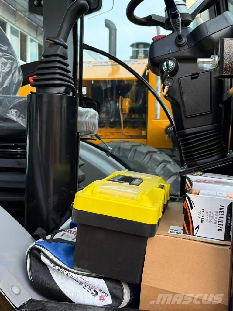 CAT 420 F Rovokopači