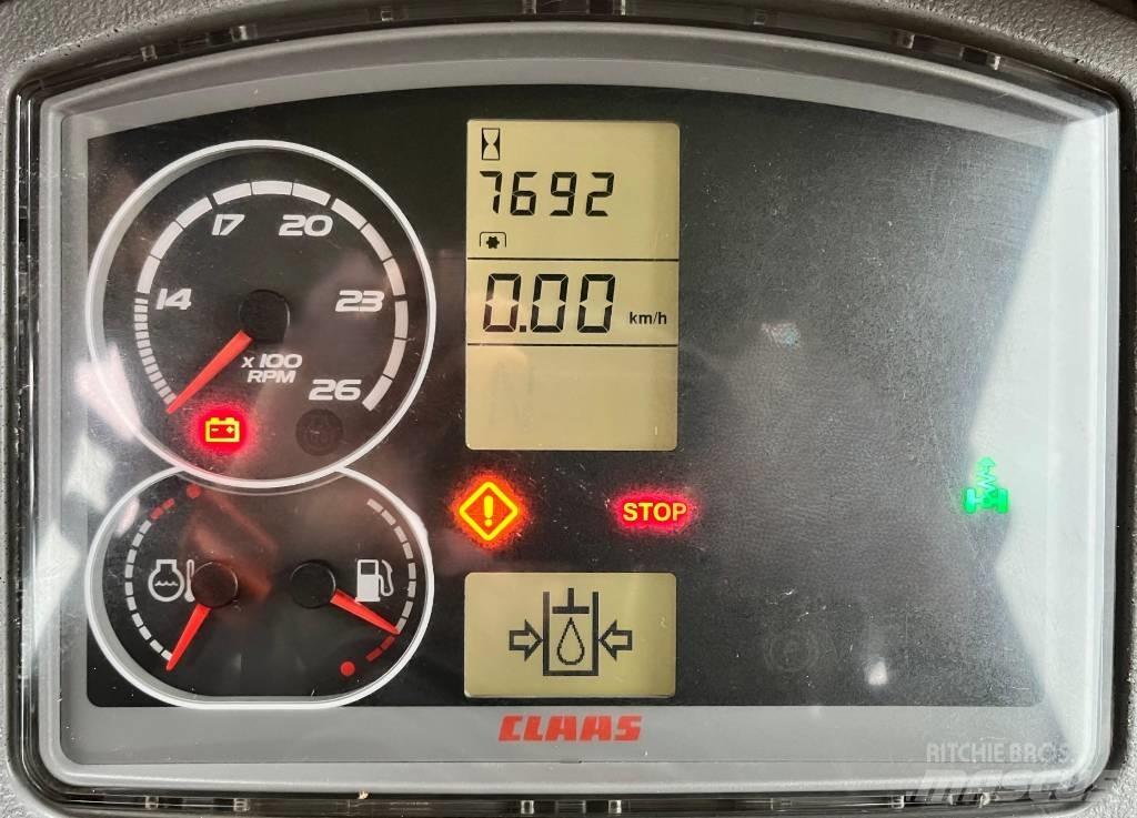 CLAAS Axion 850 Traktori