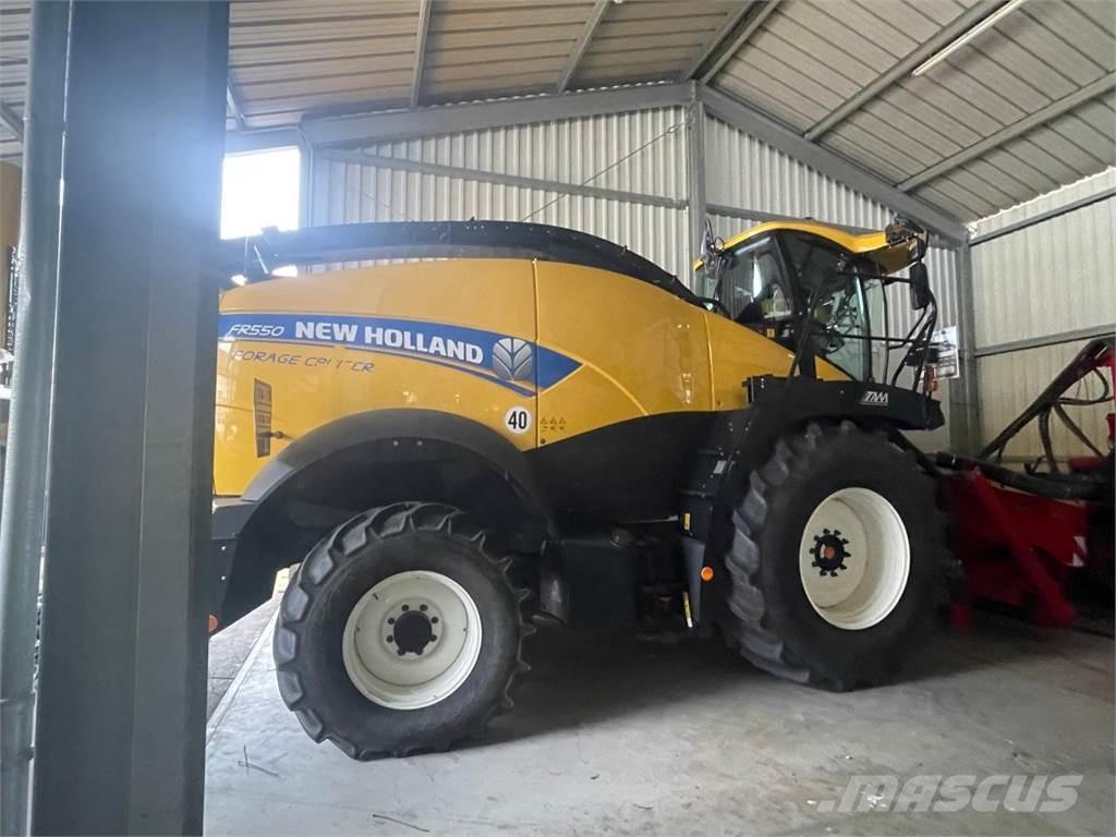 New Holland FR550 Mašine za stočnu hranu sa sopstvenim pogonom