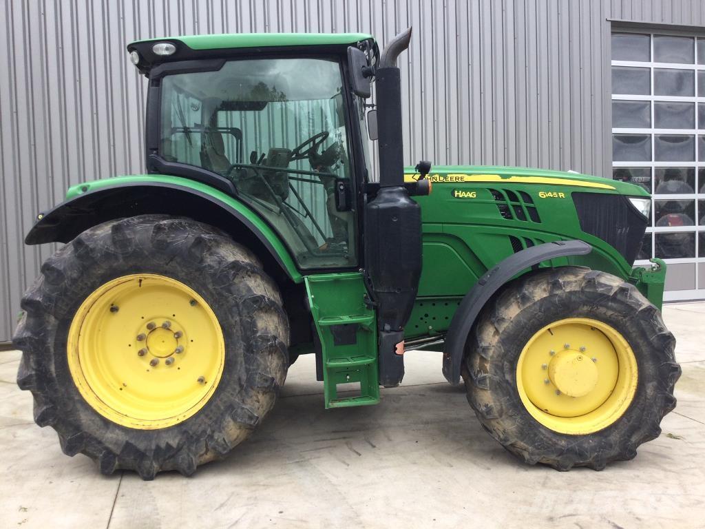 John Deere 6145R Traktori