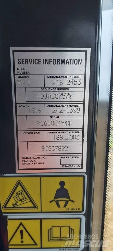 CAT D6N XL Buldožeri guseničari