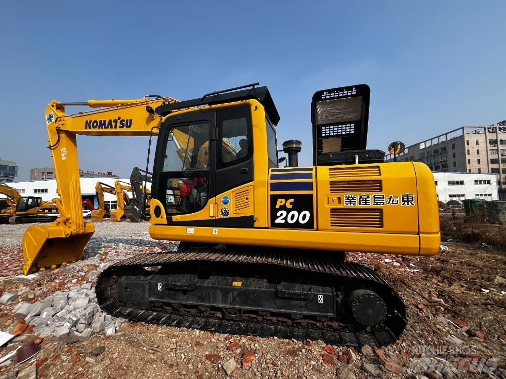 Komatsu PC 200-8N1 Midi bageri 7t – 12t