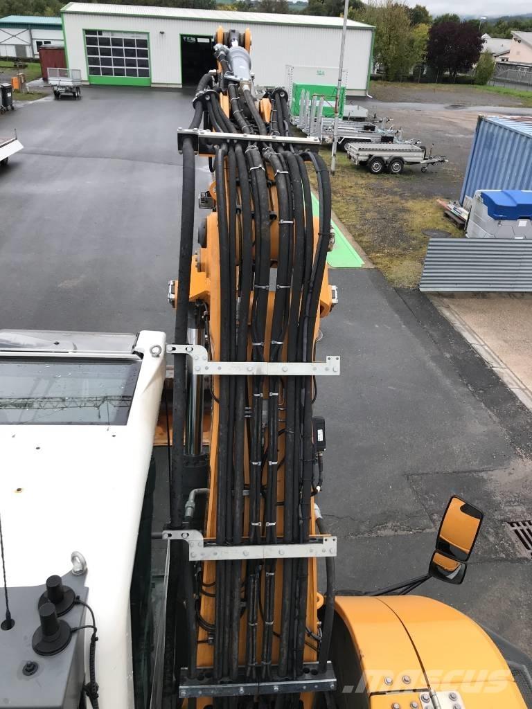 Liebherr A 918 Bageri točkaši