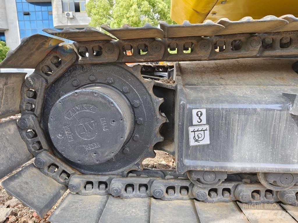 Komatsu PC 130-7 Bageri guseničari