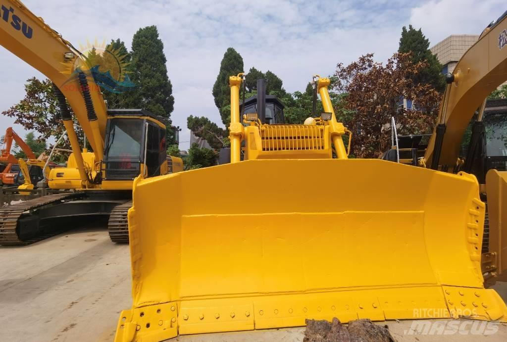Komatsu D 155 AX Buldožeri guseničari