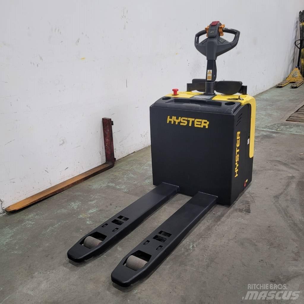 Hyster P 2.0 UTS Nisko podizni električni viljuškar sa stajalištom