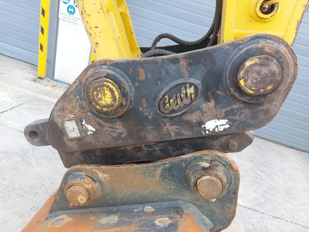 Komatsu PC210LC-10 Bageri guseničari