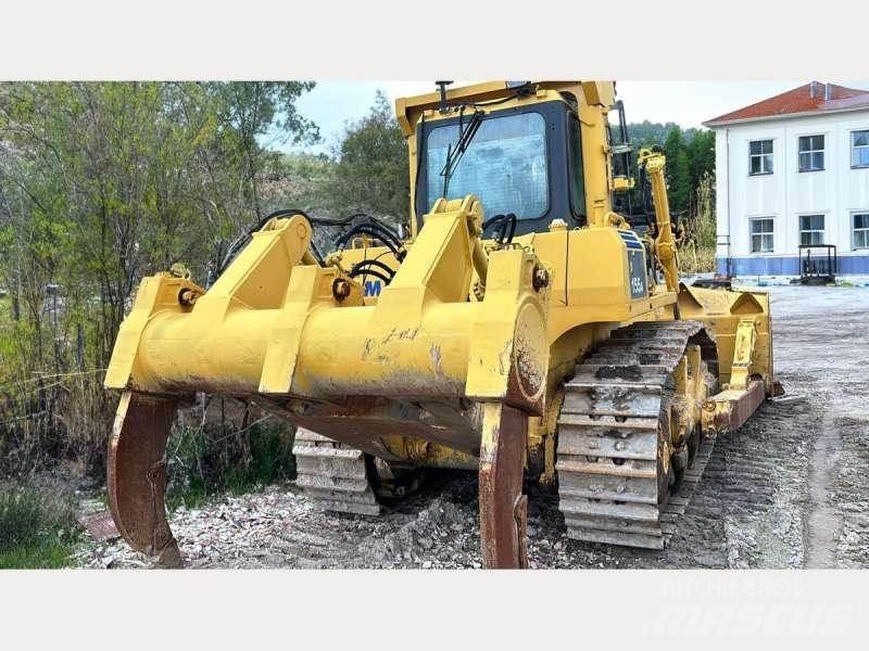 Komatsu D155AX-5 Buldožeri guseničari