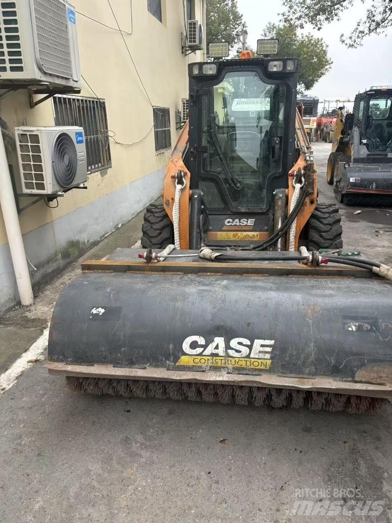 CASE SR 220B Skid steer mini utovarivači