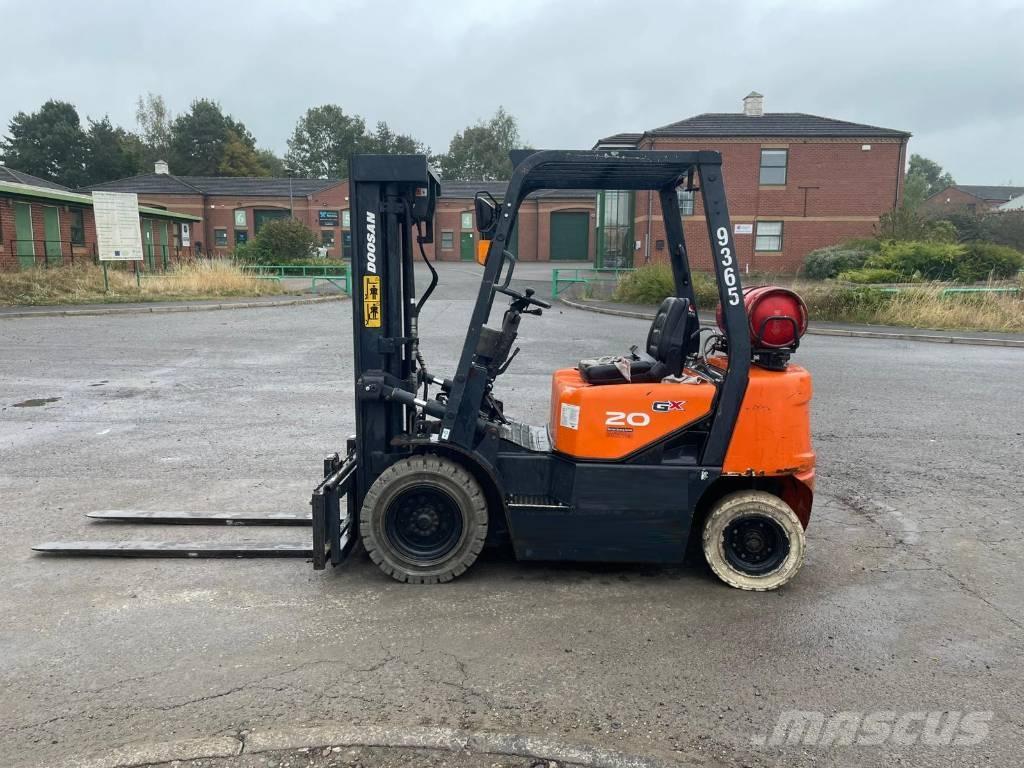 Doosan G 20 Plinski viljuškari