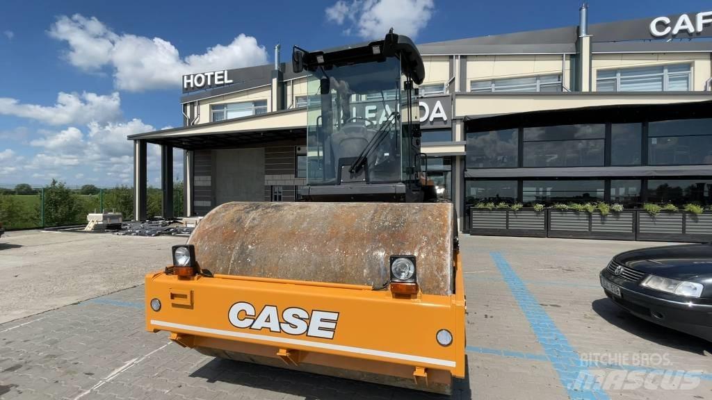 CASE 1110 Valjci sa jednim bubnjem