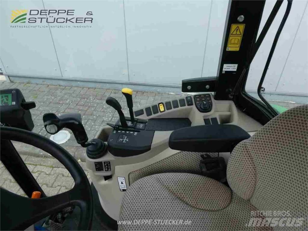John Deere 3046R Manji traktori