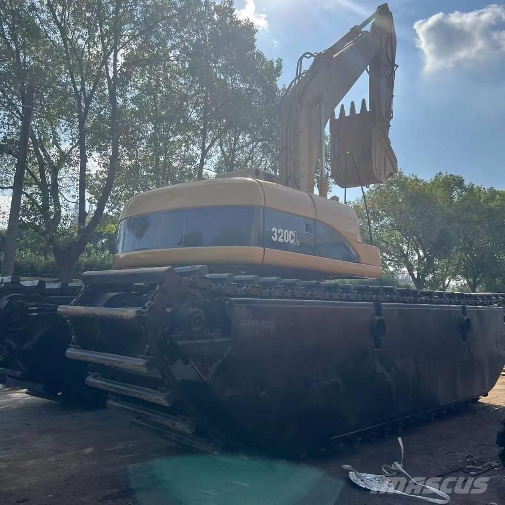 CAT 320 C Polovni amfibijski bageri