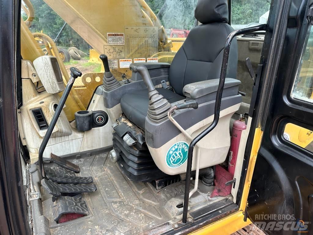 CAT 330 CL Bageri guseničari