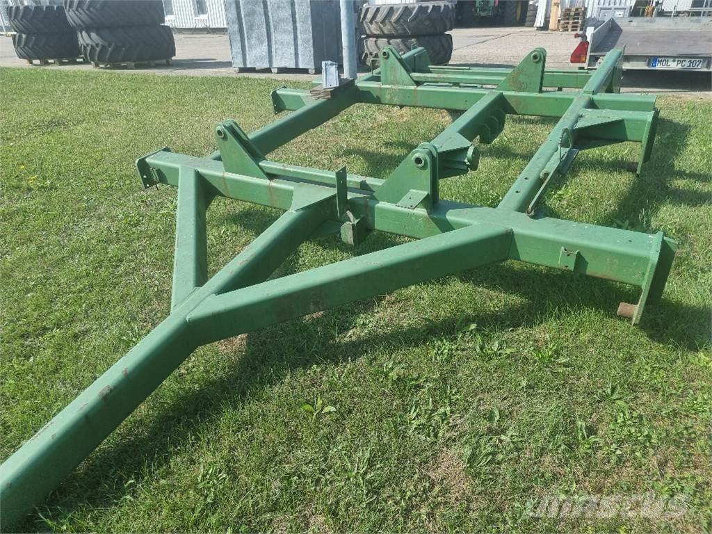 John Deere 750 A Sejačice