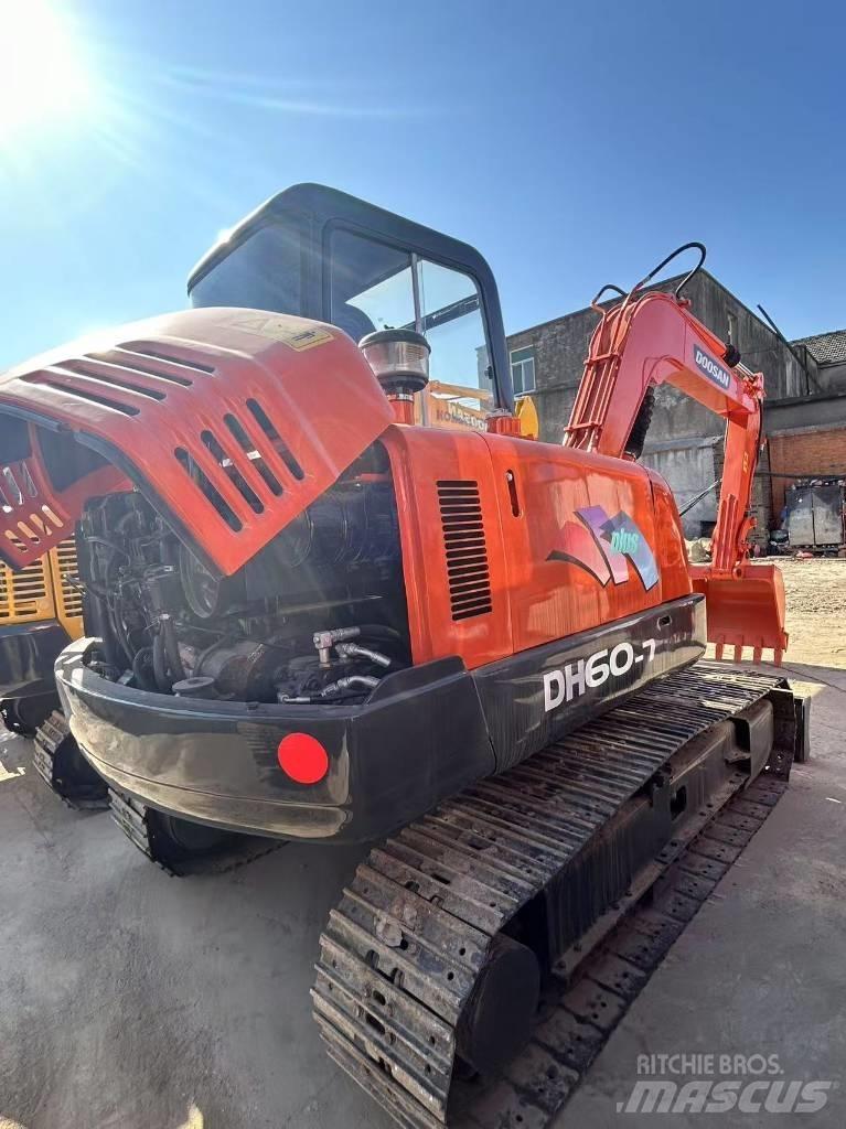 Doosan DH 55 Mini bageri < 7t