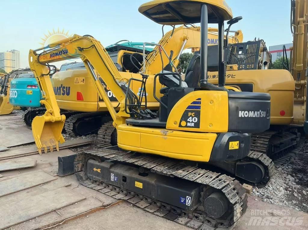 Komatsu PC 40 MR Mini bageri < 7t