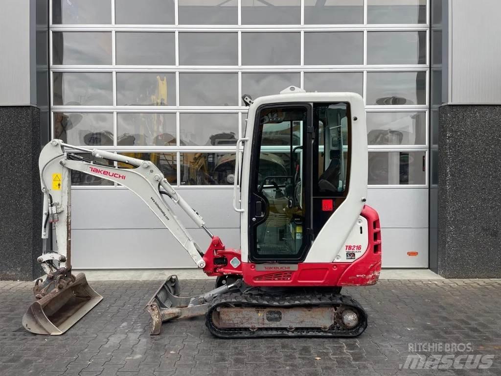 Takeuchi TB216 Mini bageri < 7t