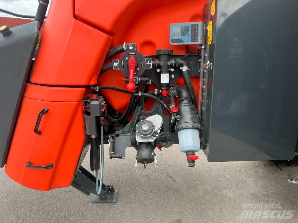 Kubota XTS 4 Vučene prskalice