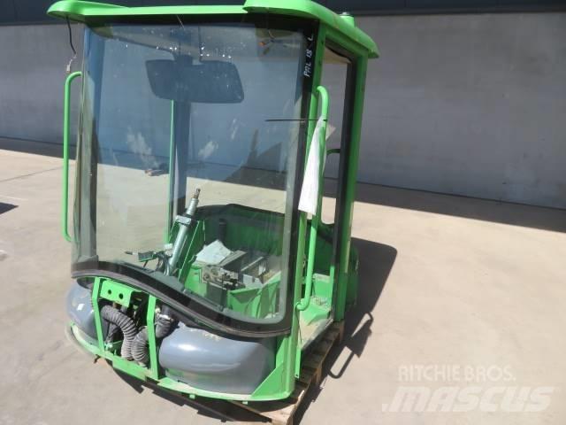 Volvo L30B / L35B Kabine i unutrašnjost