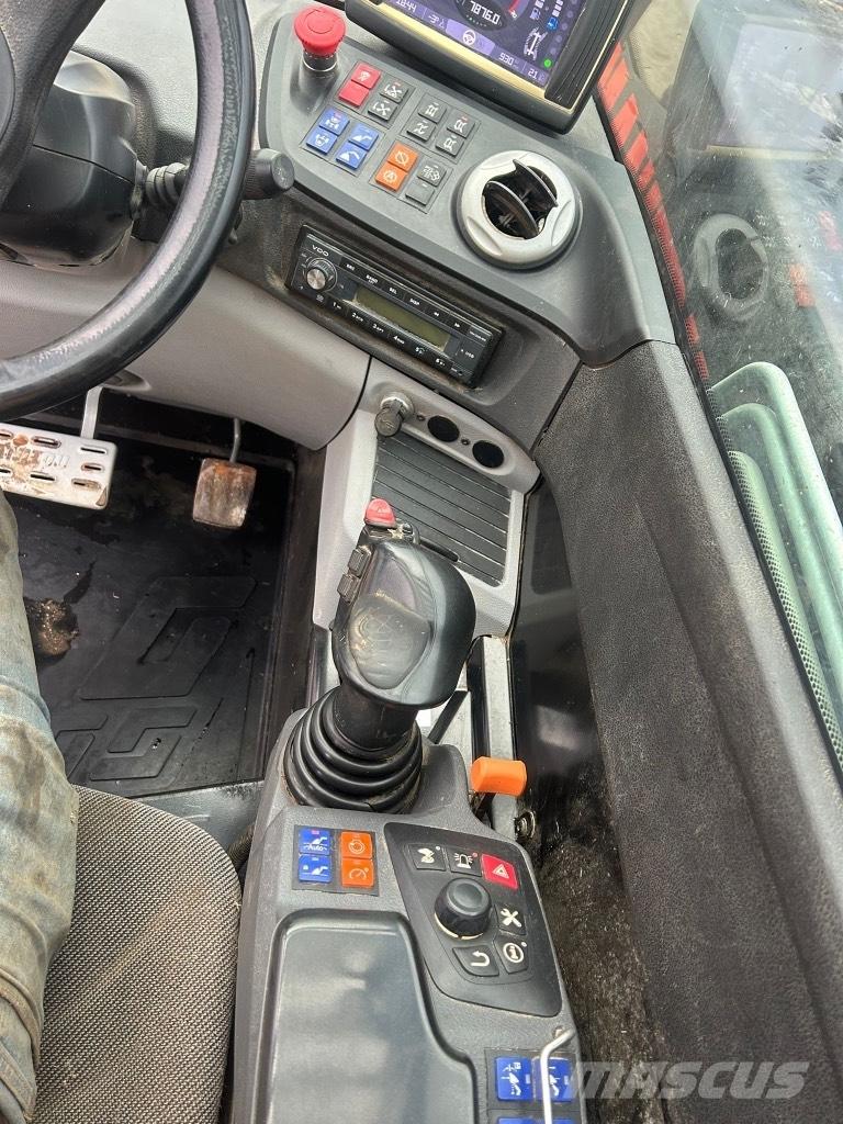 Manitou MLT 635-130 Poljoprivredni teleskopski utovarivači
