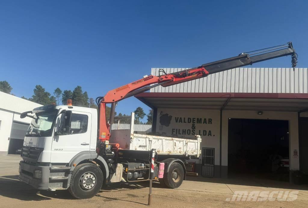 Mercedes-Benz 1833 Kiperi kamioni