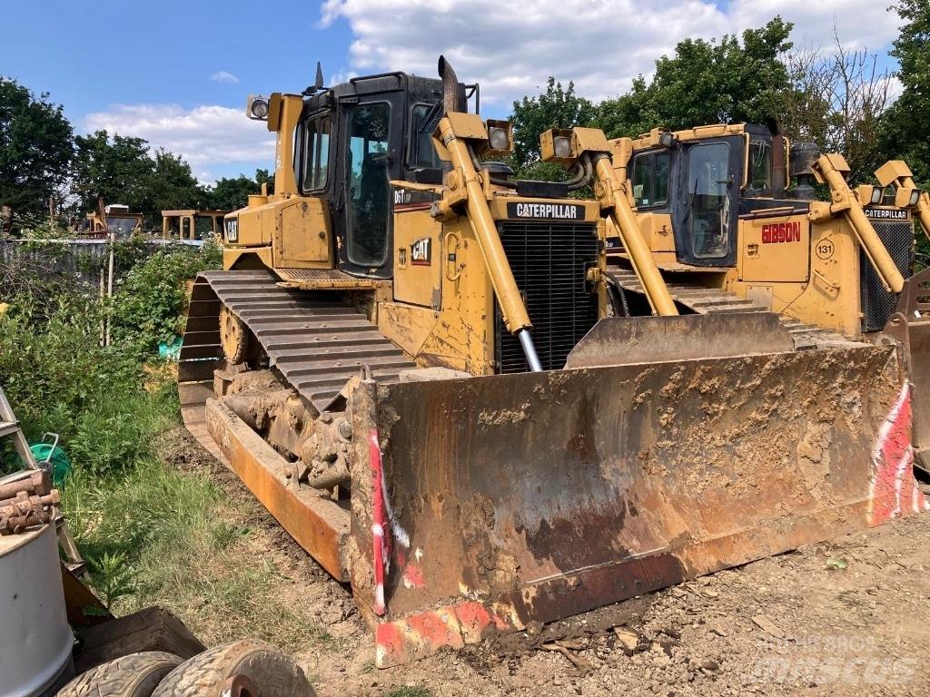 CAT D 6 T LGP Buldožeri guseničari