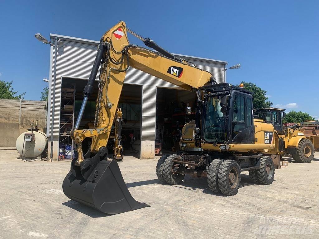 CAT M 318 D Bageri točkaši