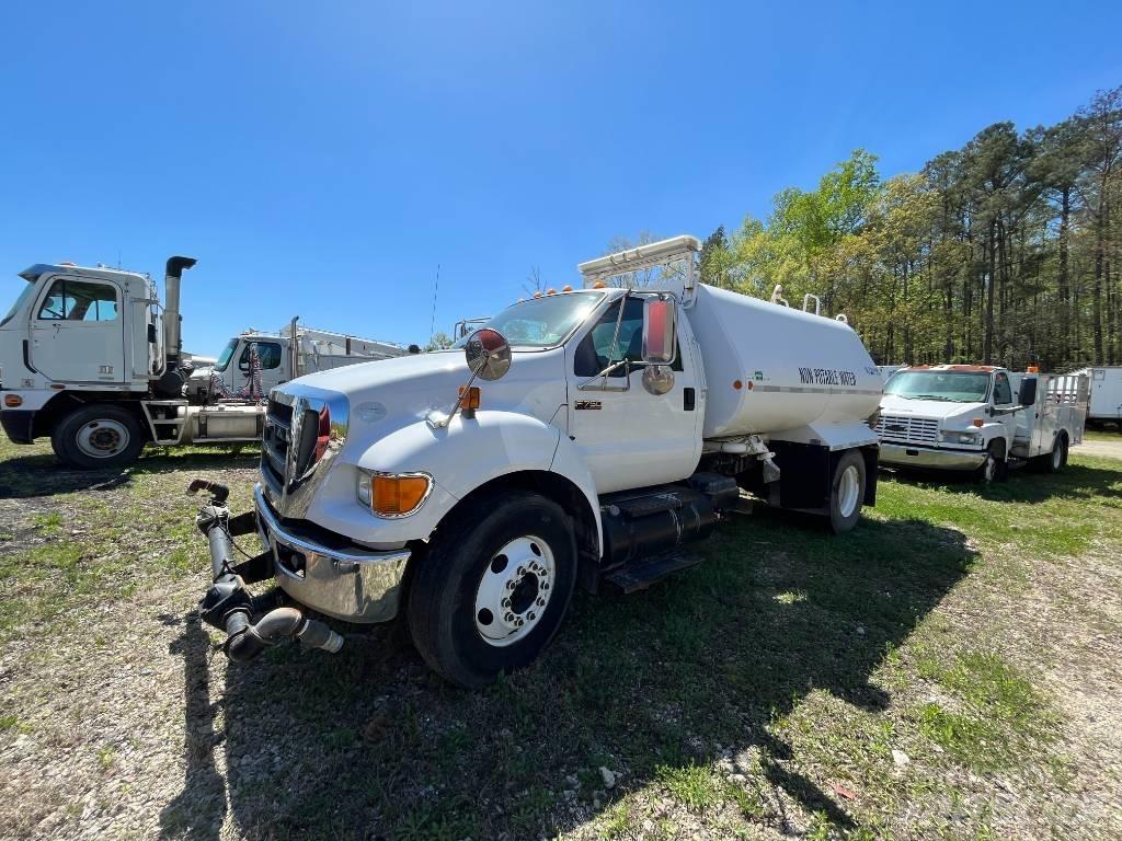 Ford F 750 XL SD Kamioni za vodu