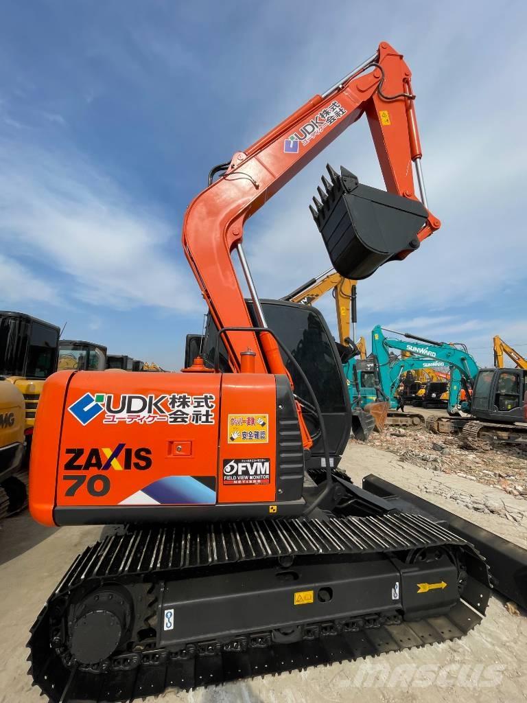 Hitachi ZX 70 Midi bageri 7t – 12t