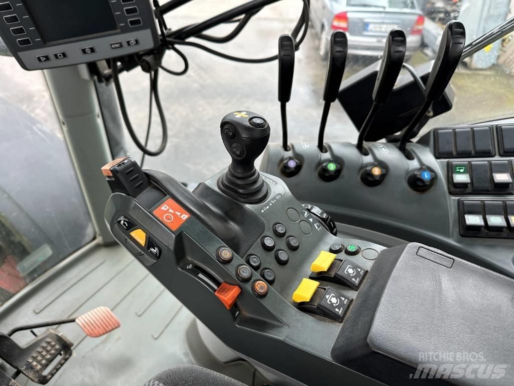 CLAAS Axion 810 CIS Traktori