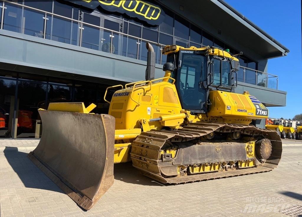 Komatsu D 71P Xi Buldožeri guseničari