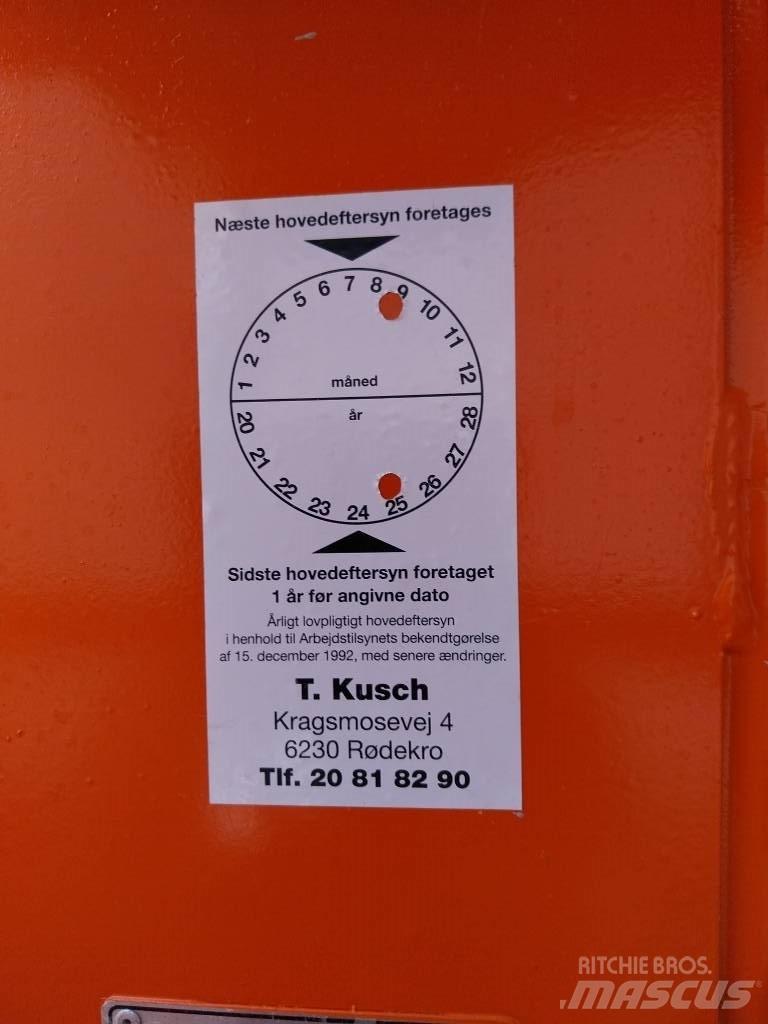 JLG 1230 ES Jarbolne penjajuće platforme