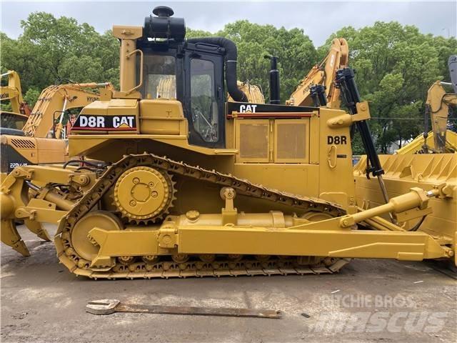 CAT D 8 R Buldožeri guseničari