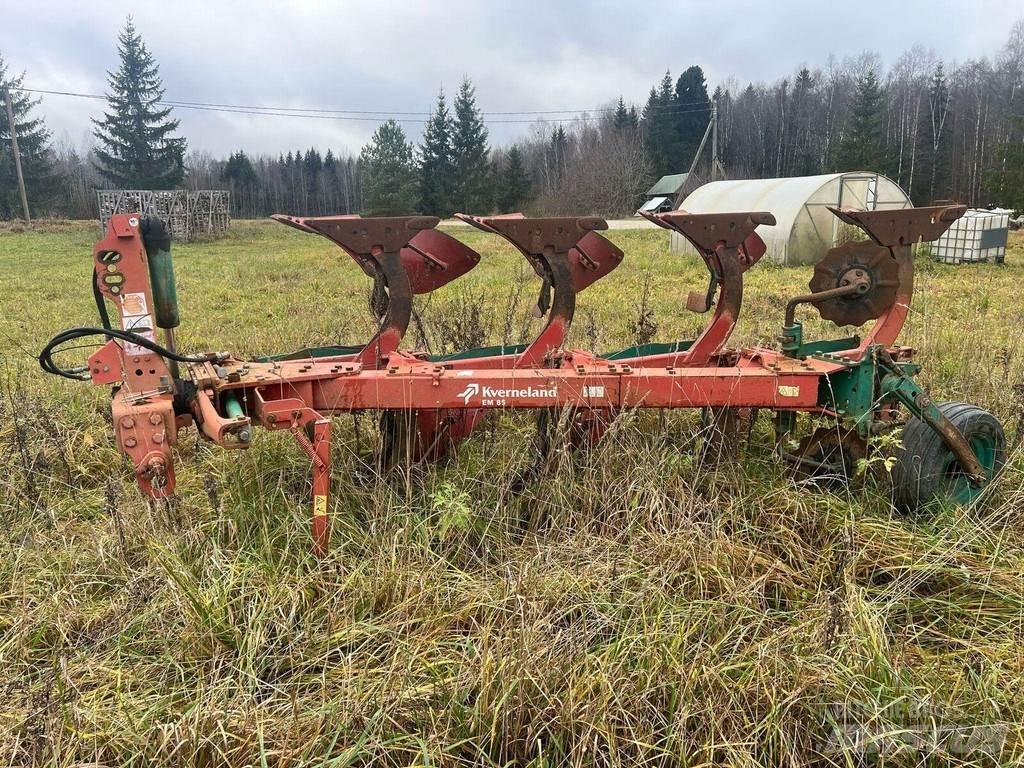 Kverneland EM 85 Plugovi