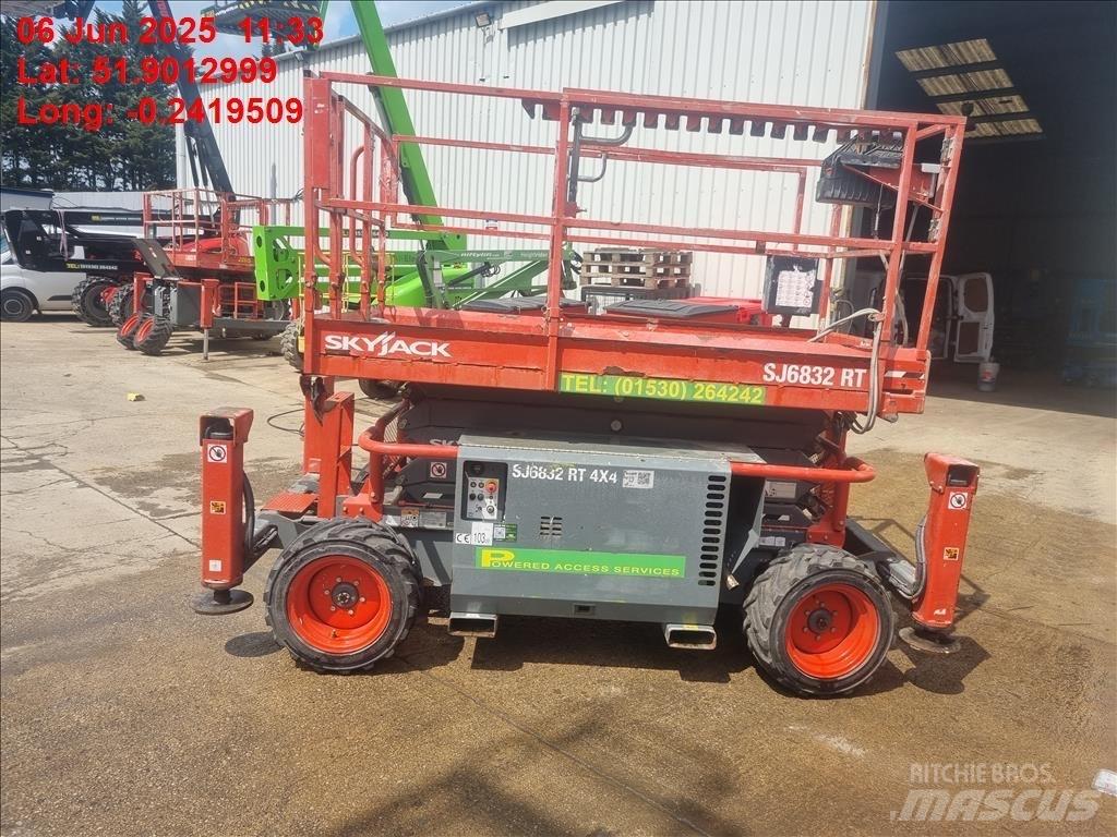 SkyJack SJ 6832 RT Makazaste platforme