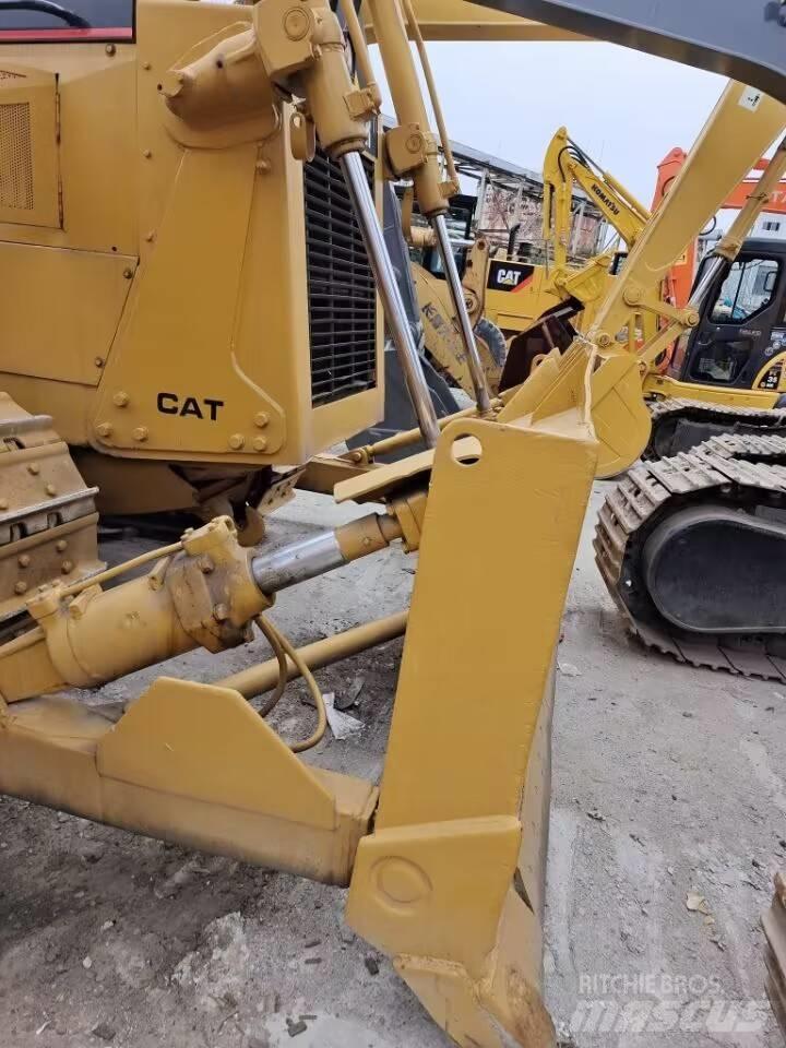 CAT D 6 G Buldožeri guseničari