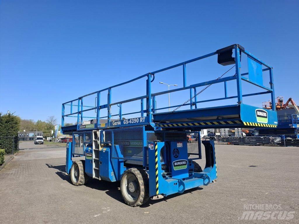 Genie GS4390 RT Makazaste platforme