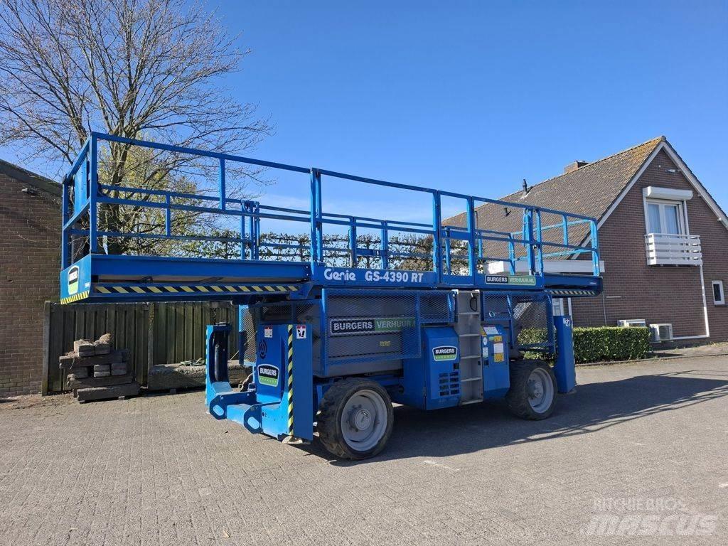 Genie GS4390 RT Makazaste platforme