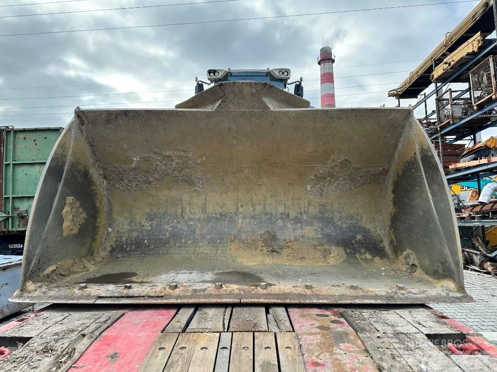 Liebherr L 566 Utovarivači na točkove