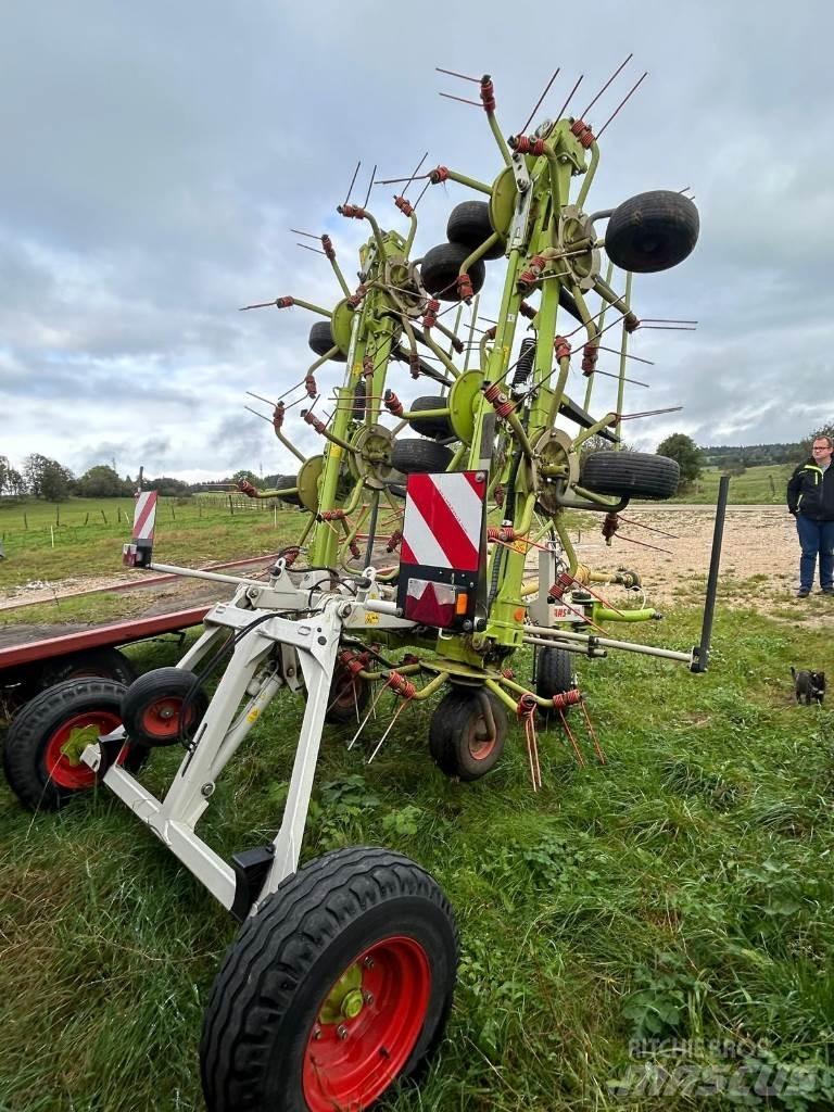 CLAAS VOLTO 1100T Okretači i sakupljači sena