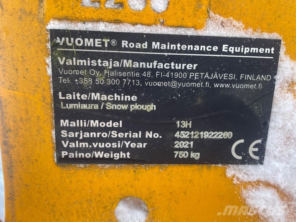 Vuomet 13 H Lumiaura Snežne daske i plugovi