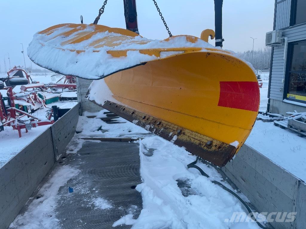 Vuomet 13 H Lumiaura Snežne daske i plugovi