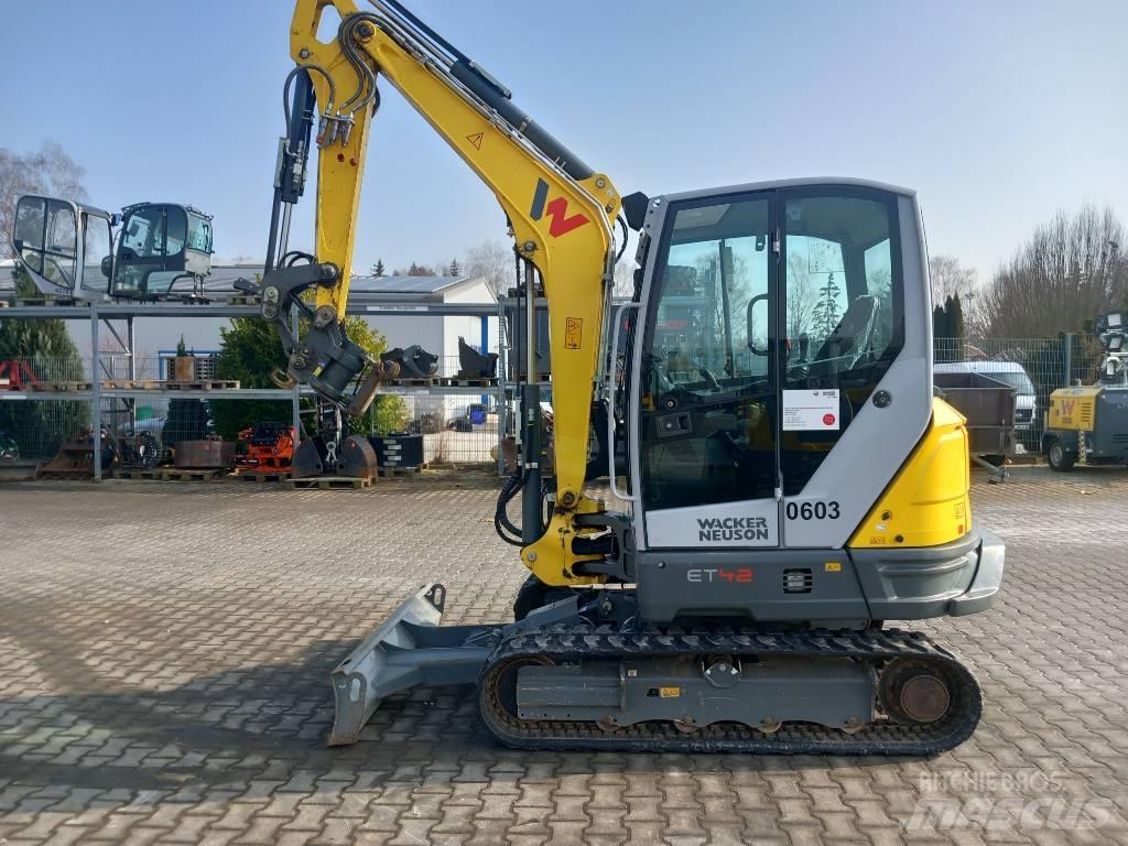 Wacker Neuson ET42 Bageri guseničari