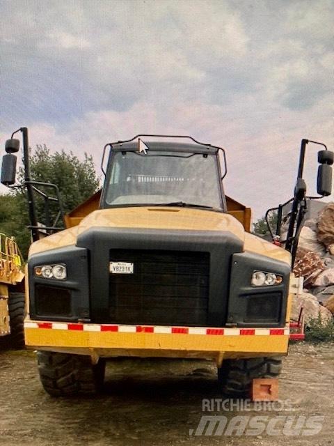 CAT 740 B Zglobni damperi