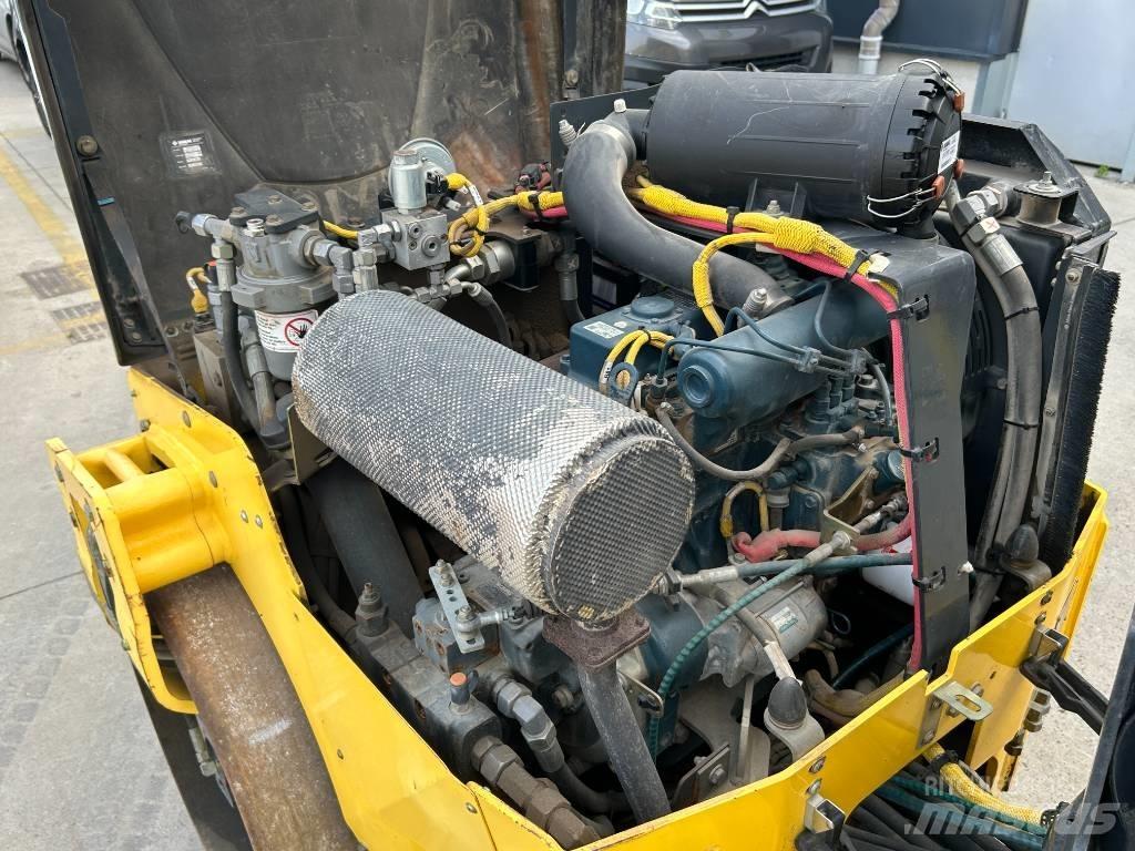 Bomag BW 120 AD-5 Valjci sa duplim bubnjem