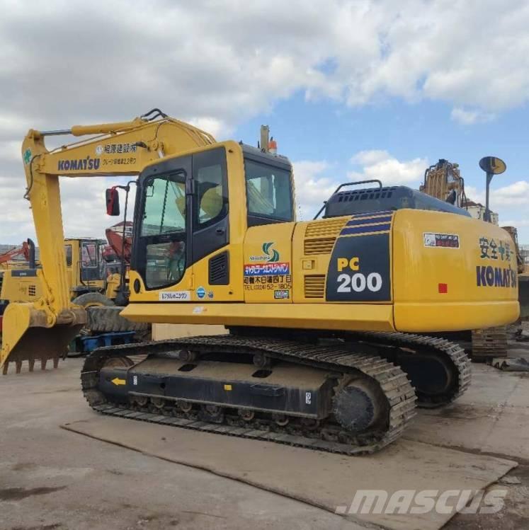 Komatsu pc220-8 Bageri guseničari