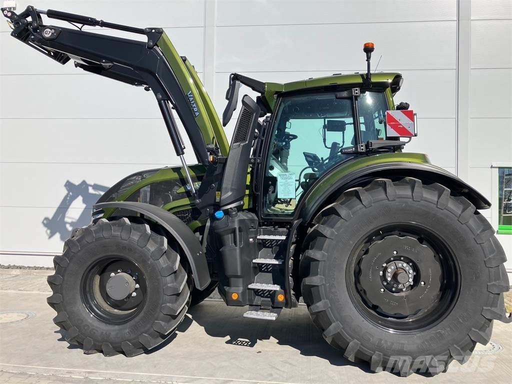 Valtra Q 285 Traktori