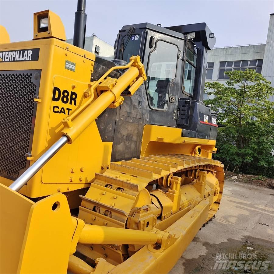 CAT D 8 R Buldožeri guseničari