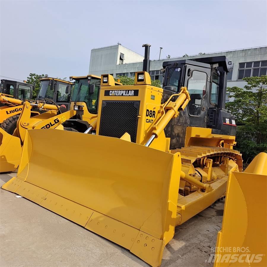 CAT D 8 R Buldožeri guseničari